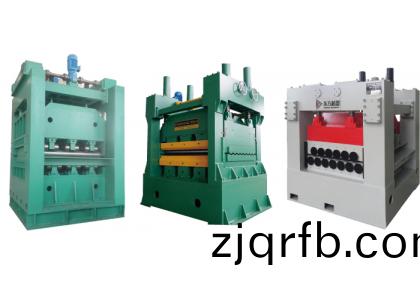 四(si)重式(shi)普(pu)通(tong)矯平(ping)機(jī)